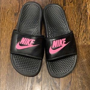 Nike slides